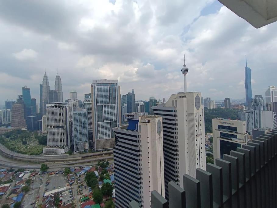 クアラルンプールCl 30A Super Kl View Infinity Pool Klccアパートメント エクステリア 写真
